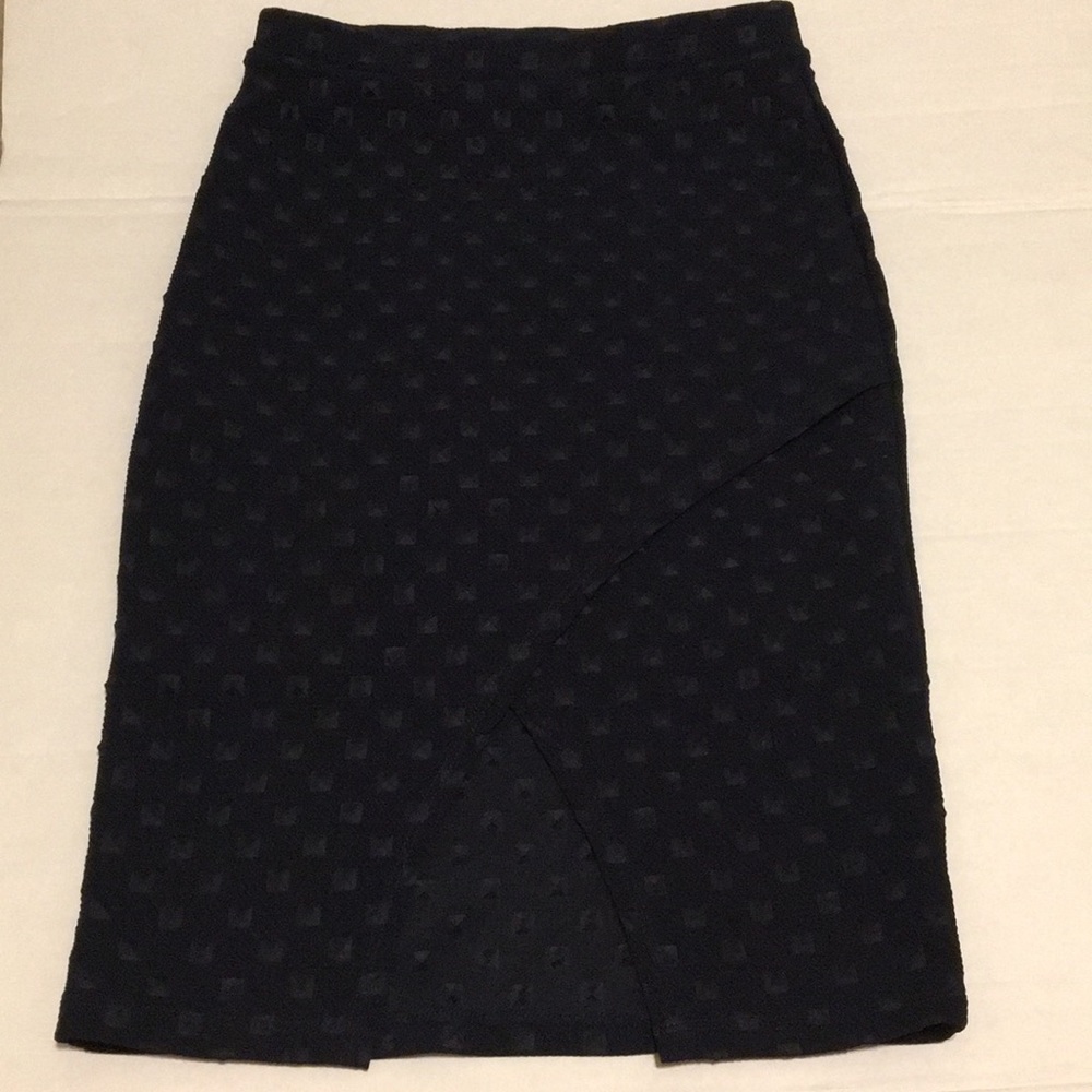 Le Lis skirt.